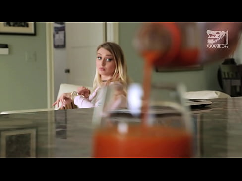 ❤️ Hot girl na nnukwu nnụnnụ tit na uko ọtụ ọkọkpọhi n'ike mmụọ nsọ si efu, ma ike ❤️  Mmekọahụ  ❌️❤